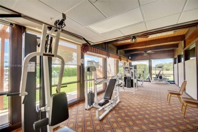 Wonderful 1st floor corner unit with parking right in front for on Villa Del Ray Golf Club in Florida - for sale on GolfHomes.com, golf home, golf lot