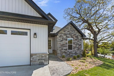 Experience comfort and style in this exceptionally maintained on Toqua Golf Course - Loudon County in Tennessee - for sale on GolfHomes.com, golf home, golf lot