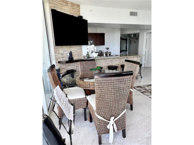 Beautiful modern and spacious Apartment in the heart of Aventura on Turnberry Isle Resort and Club in Florida - for sale on GolfHomes.com, golf home, golf lot