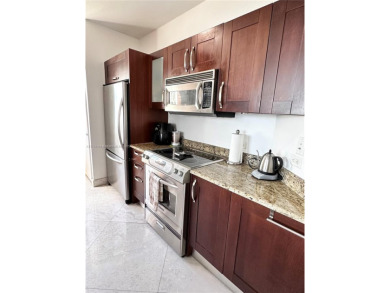Beautiful modern and spacious Apartment in the heart of Aventura on Turnberry Isle Resort and Club in Florida - for sale on GolfHomes.com, golf home, golf lot