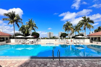 Beautiful modern and spacious Apartment in the heart of Aventura on Turnberry Isle Resort and Club in Florida - for sale on GolfHomes.com, golf home, golf lot