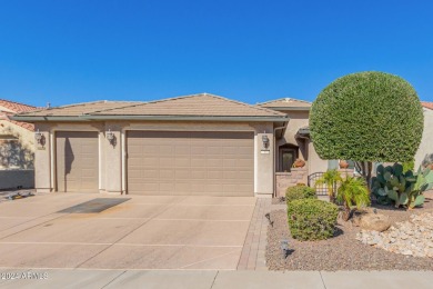 This beautiful Gala model home offers 2 bedrooms, 2 baths plus on Copper Canyon Golf Club in Arizona - for sale on GolfHomes.com, golf home, golf lot