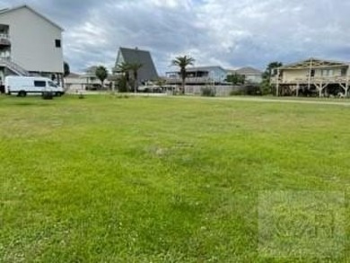 Well maintained lot.  Cleared ready to build your dream island on Galveston Country Club in Texas - for sale on GolfHomes.com, golf home, golf lot