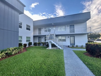 Come see this well maintained First Floor Corner Condo in the on Kings Point Golf -Flanders Way in Florida - for sale on GolfHomes.com, golf home, golf lot