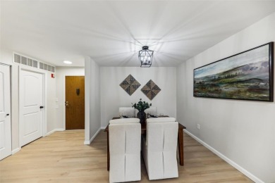 Wow! Beautifully renovated, spacious condo in the heart of Creve on Creve Coeur Golf Course in Missouri - for sale on GolfHomes.com, golf home, golf lot