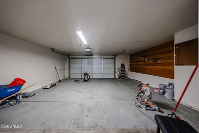 4 bedrooms, 2.5 bathrooms and 2.5 car garage with a large on Arrowhead Country Club in Arizona - for sale on GolfHomes.com, golf home, golf lot