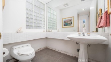 PERFECT PROPERTY FOR A SAAVY BUYER/INVESTOR -- This Smoke Tree 4 on Indian Ridge Country Club in California - for sale on GolfHomes.com, golf home, golf lot