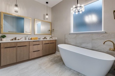 Luxury Living on the 18th Hole at White Bluff Resort

 on White Bluff Resort - New Course in Texas - for sale on GolfHomes.com, golf home, golf lot