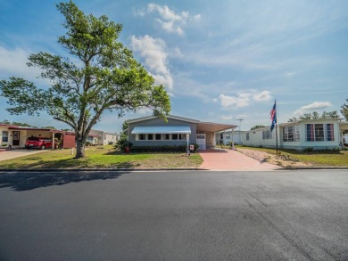 Welcome to this spacious, 2 bedroom, 2 bathroom home with loads on Plantation Golf Club in Florida - for sale on GolfHomes.com, golf home, golf lot