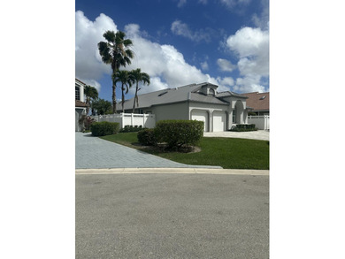 Stunning Fully Renovated 3BR + Office/4BA Pool Home in on  in Florida - for sale on GolfHomes.com, golf home, golf lot