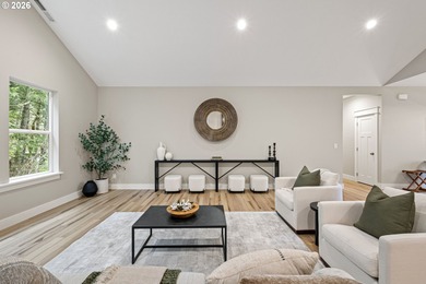 Come see this new build in a quiet Cottage Grove neighborhood on Hidden Valley Golf Course in Oregon - for sale on GolfHomes.com, golf home, golf lot