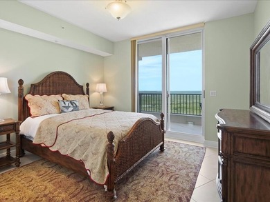 THIS LUXURIOUS CONDOMINIUM ON THE 18TH FLOOR OFFERS STUNNING on Hammock Bay in Florida - for sale on GolfHomes.com, golf home, golf lot