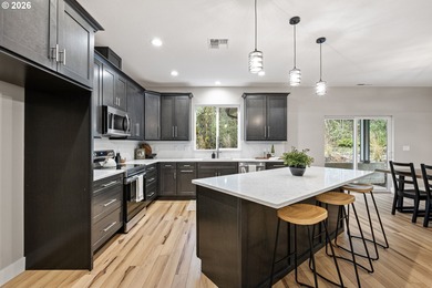 Come see this new build in a quiet Cottage Grove neighborhood on Hidden Valley Golf Course in Oregon - for sale on GolfHomes.com, golf home, golf lot