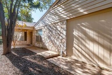 3/3 home on the Riverhill golf course that overlooks Fairway #13 on Riverhill Country Club in Texas - for sale on GolfHomes.com, golf home, golf lot