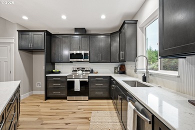 Come see this new build in a quiet Cottage Grove neighborhood on Hidden Valley Golf Course in Oregon - for sale on GolfHomes.com, golf home, golf lot