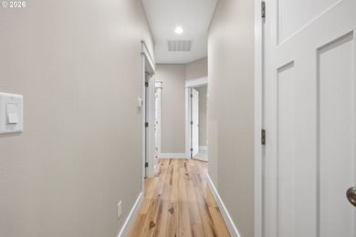 Come see this new build in a quiet Cottage Grove neighborhood on Hidden Valley Golf Course in Oregon - for sale on GolfHomes.com, golf home, golf lot