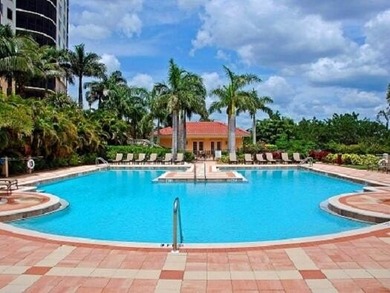 THIS LUXURIOUS CONDOMINIUM ON THE 18TH FLOOR OFFERS STUNNING on Hammock Bay in Florida - for sale on GolfHomes.com, golf home, golf lot