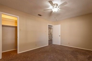 3/3 home on the Riverhill golf course that overlooks Fairway #13 on Riverhill Country Club in Texas - for sale on GolfHomes.com, golf home, golf lot