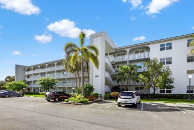 Discover this beautifully renovated 2-bed, 2-bath condo in the on Wynmoor Golf Course in Florida - for sale on GolfHomes.com, golf home, golf lot