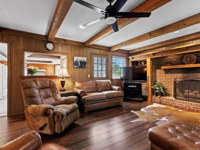 Spacious Home with golf course views in coveted Kenilworth on Hillcrest Country Club in Oklahoma - for sale on GolfHomes.com, golf home, golf lot