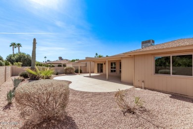 Fully remodeled alameda with beautiful upgrades in the active on Cottonwood Country Club in Arizona - for sale on GolfHomes.com, golf home, golf lot