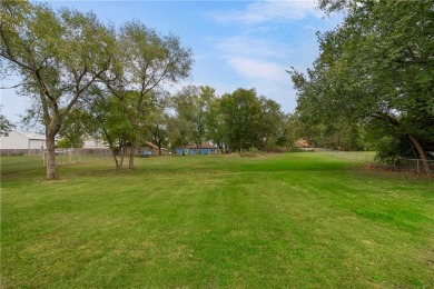 Welcome to this stunning 4-bedroom (1NC), 2.5 bath home sitting on Gardner Golf Course in Kansas - for sale on GolfHomes.com, golf home, golf lot
