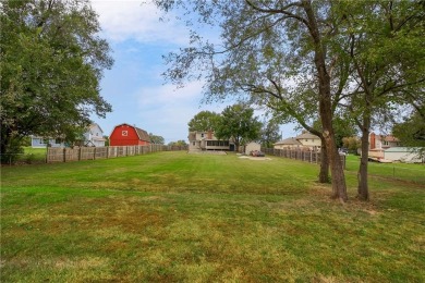 Welcome to this stunning 4-bedroom (1NC), 2.5 bath home sitting on Gardner Golf Course in Kansas - for sale on GolfHomes.com, golf home, golf lot