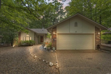 NEW LISTING! All offers due by Tuesday at 5:00 PM! This charming on Coronado Golf Course in Arkansas - for sale on GolfHomes.com, golf home, golf lot