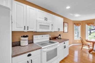 Charming ranch-style home in the heart of Canadian Lakes resort on St. Ives Golf Club in Michigan - for sale on GolfHomes.com, golf home, golf lot