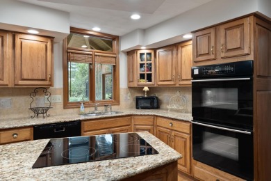 Amazing home in on Country Club At Muirfield Village in Ohio - for sale on GolfHomes.com, golf home, golf lot