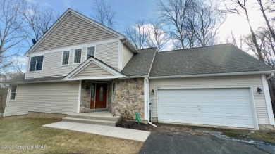 Back on market. Buyer financing fell through. Beautifully on Country Club of the Poconos Golf Course in Pennsylvania - for sale on GolfHomes.com, golf home, golf lot