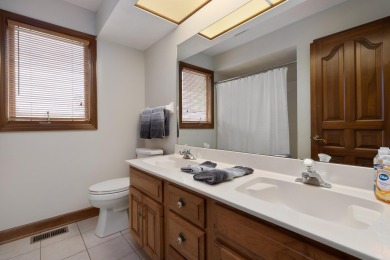Amazing home in on Country Club At Muirfield Village in Ohio - for sale on GolfHomes.com, golf home, golf lot