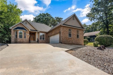 Walking distance to the Metfield Clubhouse and golf course, and on Bella Vista - Metfield Golf Complex and Country Club in Arkansas - for sale on GolfHomes.com, golf home, golf lot
