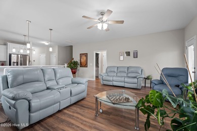 WATERVIEWS! CUL-DE-SAC! GOLF COMMUNITY! BETTER THAN NEW!! NO on Walnut Creek Country Club in North Carolina - for sale on GolfHomes.com, golf home, golf lot