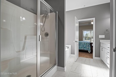 WATERVIEWS! CUL-DE-SAC! GOLF COMMUNITY! BETTER THAN NEW!! NO on Walnut Creek Country Club in North Carolina - for sale on GolfHomes.com, golf home, golf lot