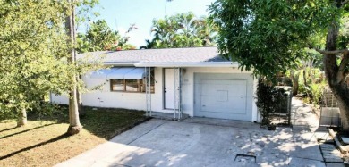 LOCATION! Desirable ''SoSo'' District, corner lot, Intracoastal on West Palm Beach Golf Course in Florida - for sale on GolfHomes.com, golf home, golf lot