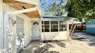 LOCATION! Desirable ''SoSo'' District, corner lot, Intracoastal on West Palm Beach Golf Course in Florida - for sale on GolfHomes.com, golf home, golf lot