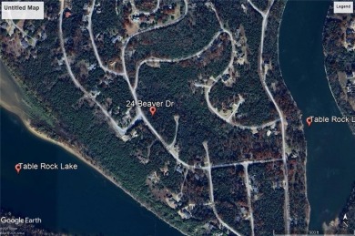 Ready to build your dream home? Quiet and gently wooded within a on Holiday Island Golf Course in Arkansas - for sale on GolfHomes.com, golf home, golf lot