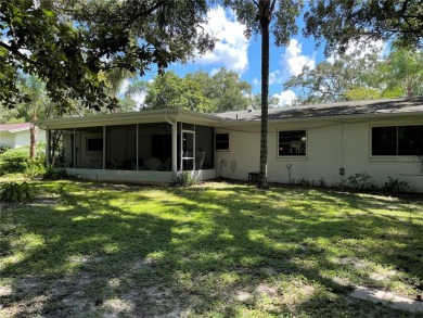 Under contract-accepting backup offers. This single-family house on Temple Terrace Golf and Country Club in Florida - for sale on GolfHomes.com, golf home, golf lot