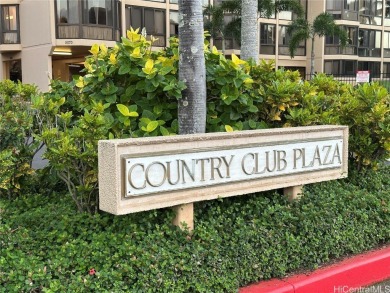 PENTHOUSE | Executive-style living in this Country Club Plaza on Honolulu Country Club in Hawaii - for sale on GolfHomes.com, golf home, golf lot