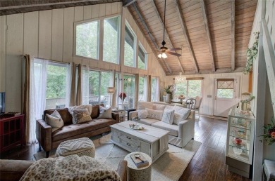 Welcome to this delightful mountain retreat in the desirable on Bent Tree Golf Course in Georgia - for sale on GolfHomes.com, golf home, golf lot
