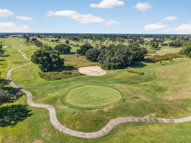 Beautiful home in Del Webb Spruce Creek Golf & Country Club on Eagle Ridge At Spruce Creek Country Club in Florida - for sale on GolfHomes.com, golf home, golf lot