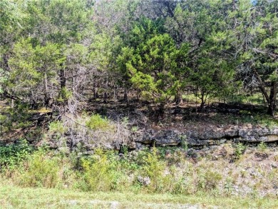 Ready to build your dream home? This lot is walking distance on Holiday Island Executive Golf Course in Arkansas - for sale on GolfHomes.com, golf home, golf lot