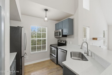 Beautiful 3BR/2BA Condo in Bishops Court with Garage (#14). No on Windsor Parke Golf Club in Florida - for sale on GolfHomes.com, golf home, golf lot