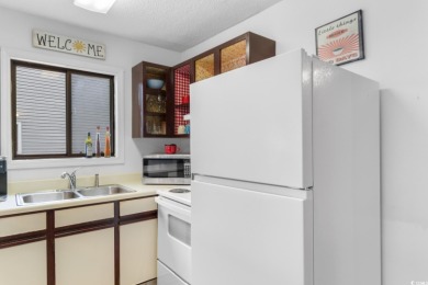 Welcome to this charming 2-bedroom, 2-bathroom condo in the on Island Green Golf Club in South Carolina - for sale on GolfHomes.com, golf home, golf lot