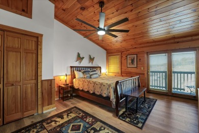 Gorgeous, Updated Investment Cabin Available in Pigeon Forge! on Gatlinburg Golf Course in Tennessee - for sale on GolfHomes.com, golf home, golf lot