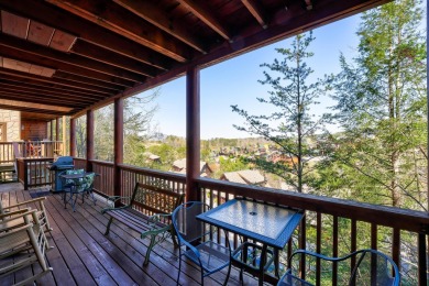 Gorgeous, Updated Investment Cabin Available in Pigeon Forge! on Gatlinburg Golf Course in Tennessee - for sale on GolfHomes.com, golf home, golf lot