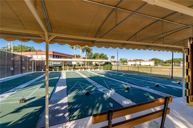 Nicely maintained 1st floor *A* plan, 2/2 condo. Being offered on The American Golf Club in Florida - for sale on GolfHomes.com, golf home, golf lot