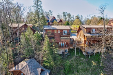 Gorgeous, Updated Investment Cabin Available in Pigeon Forge! on Gatlinburg Golf Course in Tennessee - for sale on GolfHomes.com, golf home, golf lot