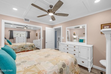 UPDATED. GOLF NEXT DOOR. MINUTES TO THE BEACH. This 2-bed on Holiday Golf Club in Florida - for sale on GolfHomes.com, golf home, golf lot